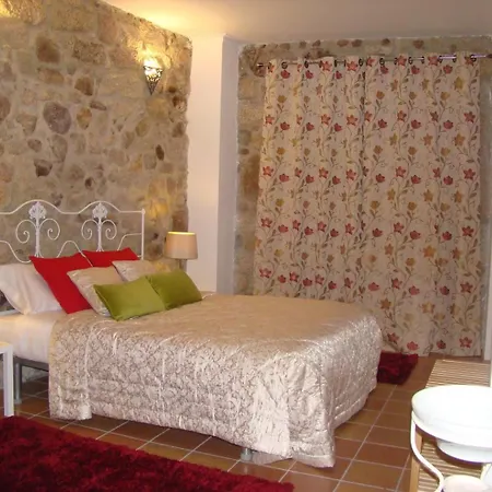 Semesterbostad Patio Do Avo Routar