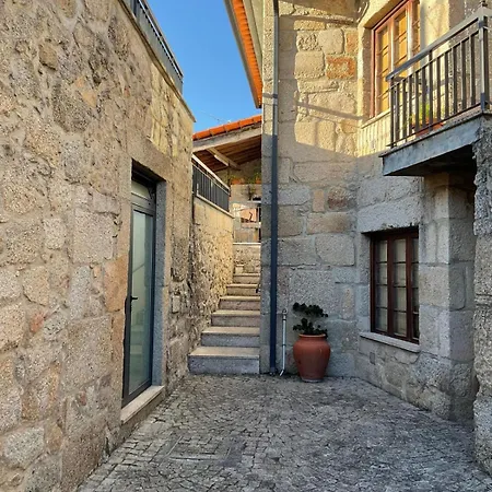 Patio Do Avo בית נופש Routar