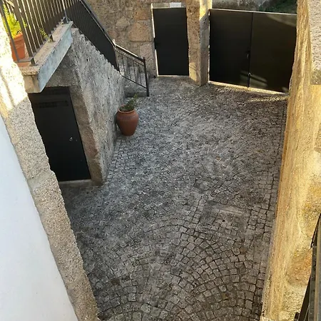度假居 Patio Do Avo - Varanda Do Patio Routar